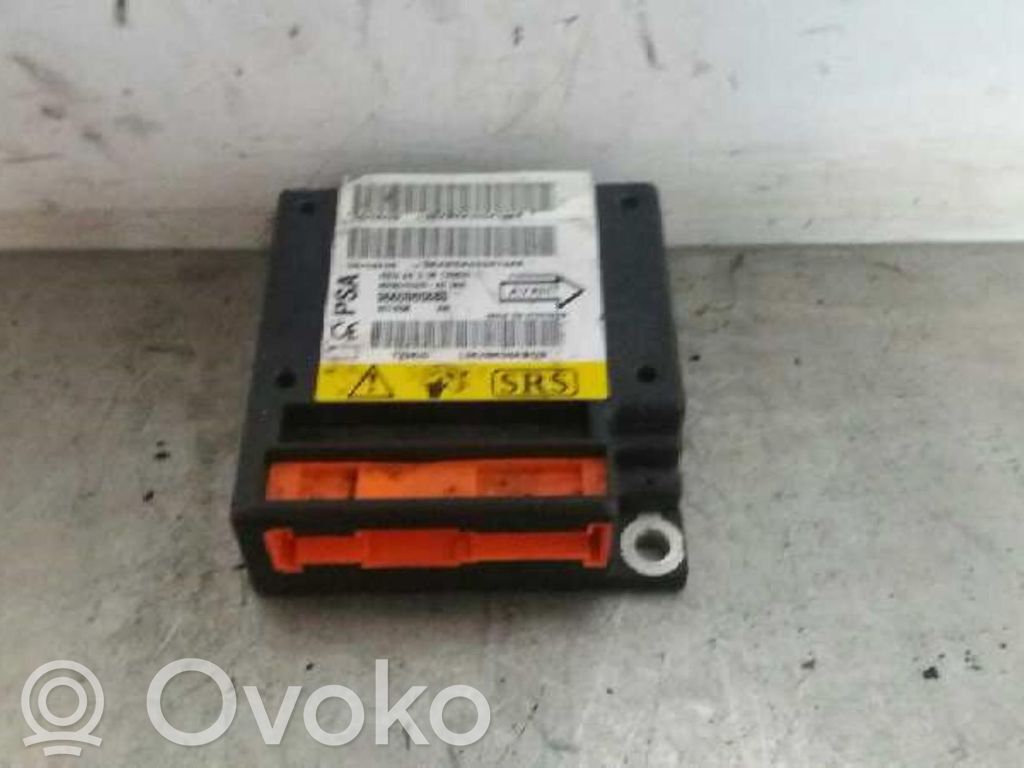 Module de contrôle airbag   9660960880