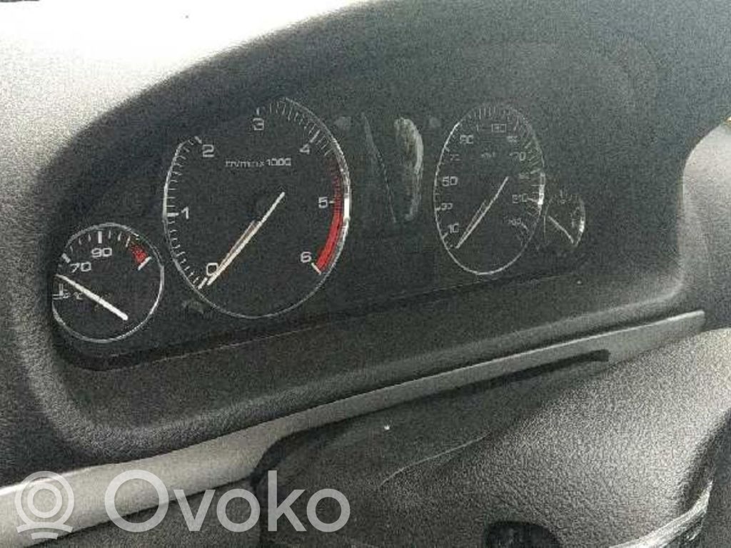 Peugeot 207 CC Tachimetro (quadro strumenti) 