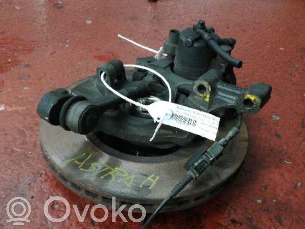 Opel Astra H Zwrotnica koła przedniego 