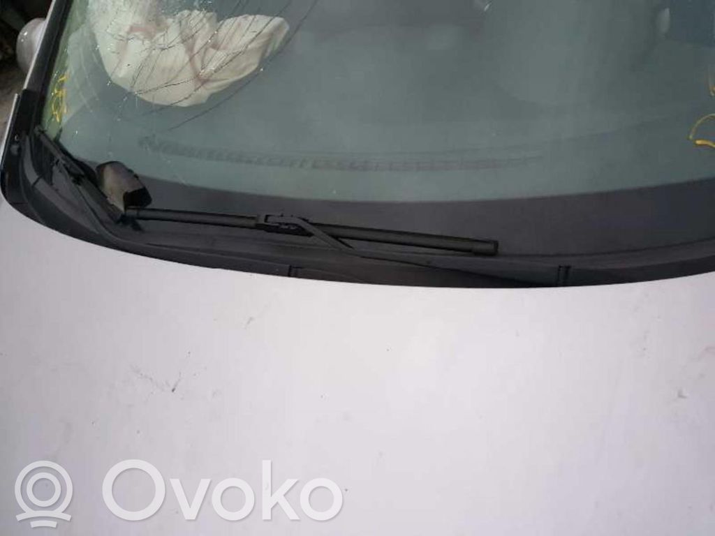 Front wiper linkage and motor   LDF71