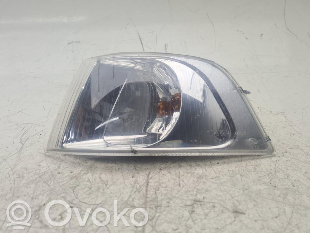 Volvo S40, V40 Semnalizator față 