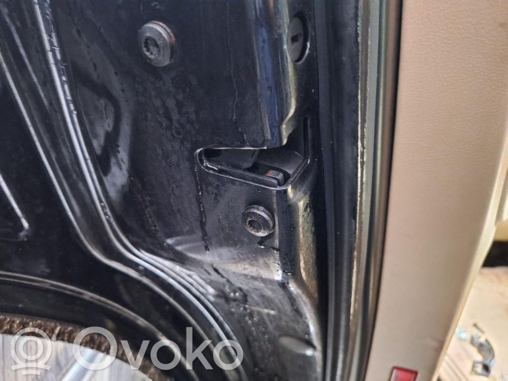 Volkswagen Touareg I Zamek drzwi tylnych 