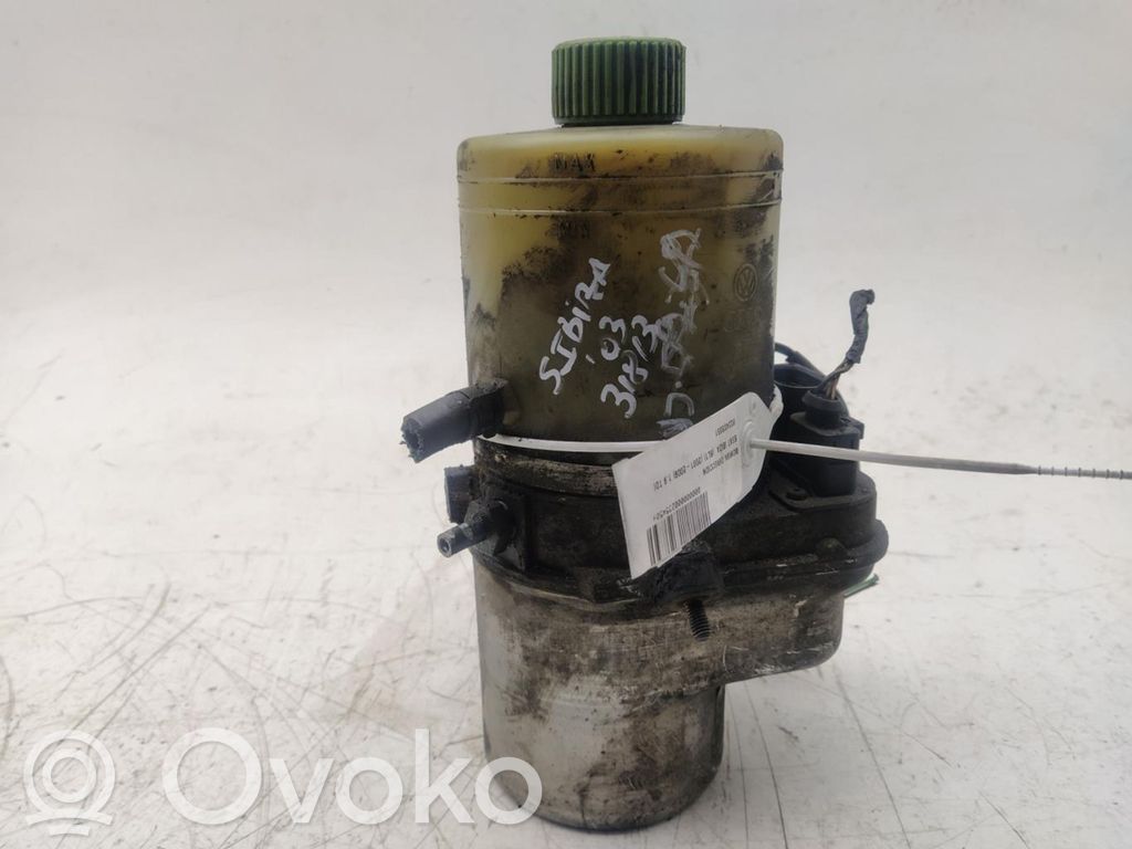 Ohjaustehostimen pumppu   6Q2423051