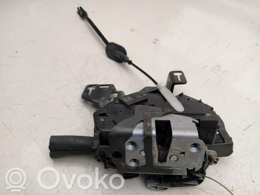Front door lock   1547386