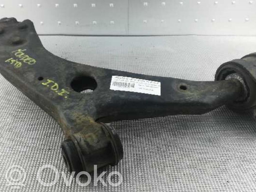 Ford Focus C-MAX Brazo de suspensión/horquilla inferior delantero 