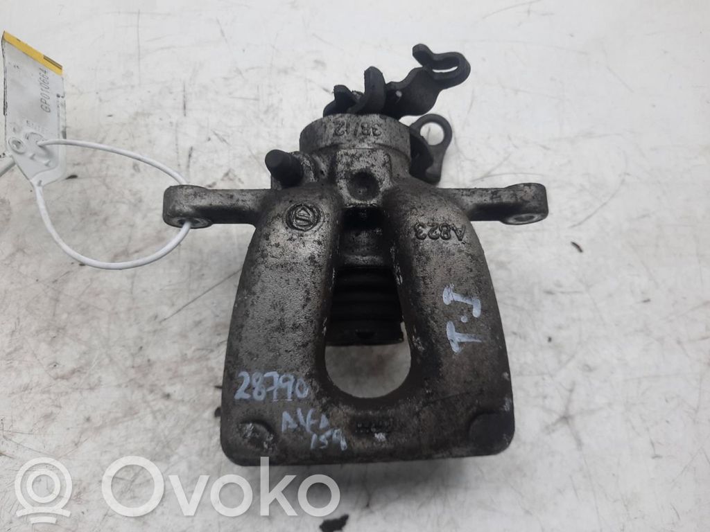 Alfa Romeo 166 Jarrulevyt ja jarrusatulat 