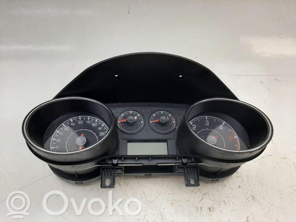 Nopeusmittari (mittaristo)   51761174