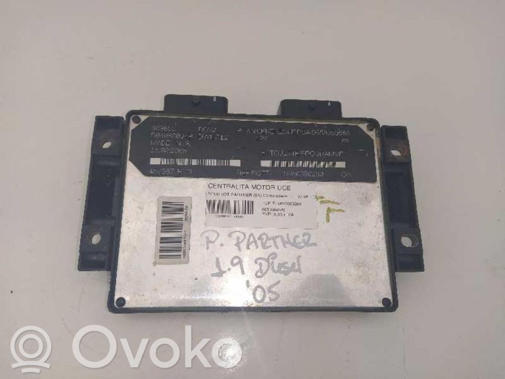 Unidad de control/módulo ECU del motor   9650360280