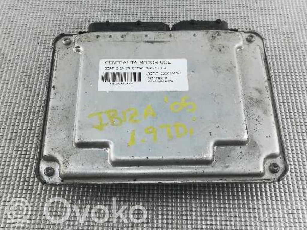 Seat Ibiza III (6L) Unitate control motor/modul ECU 