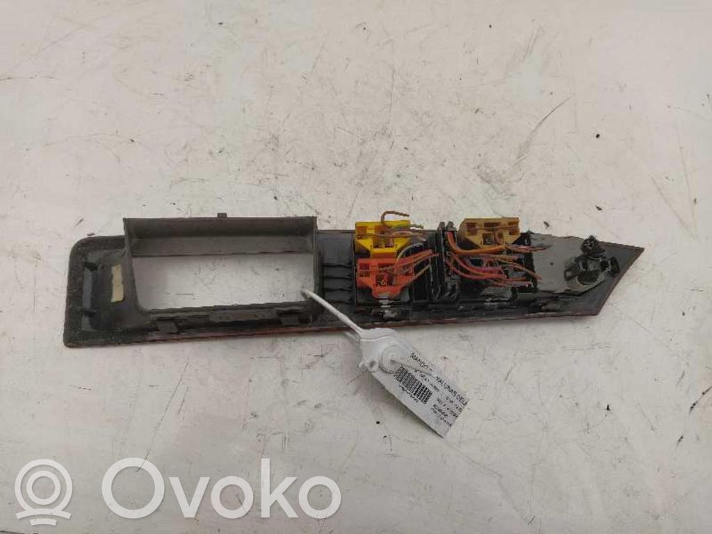 Electric window control switch   4D1959517