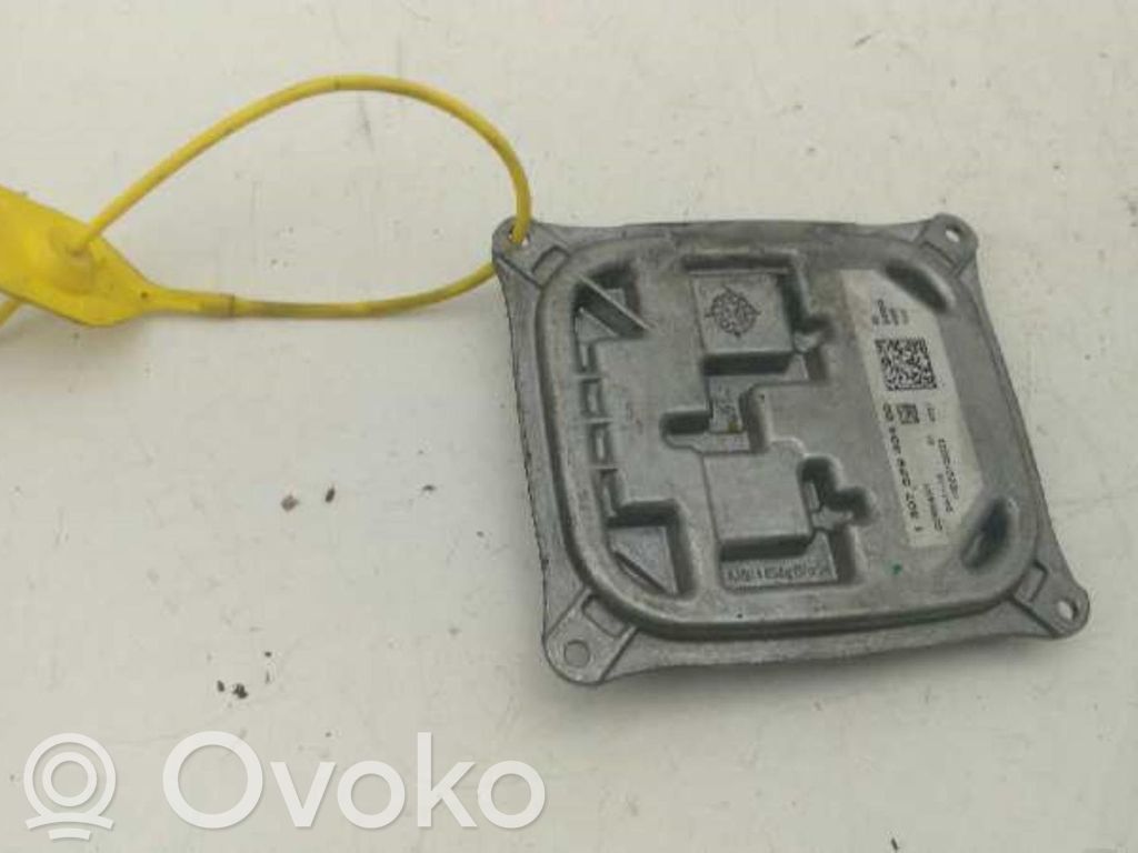 Unité de commande / module Xénon   130732940400