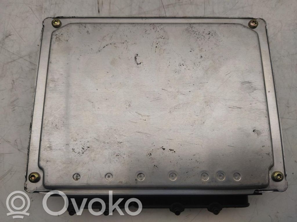 Unidad de control/módulo ECU del motor   0261204184