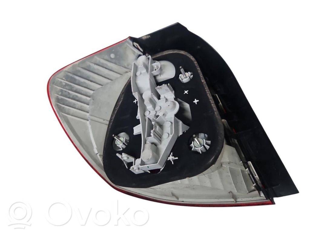 Rear/tail lights   716495604