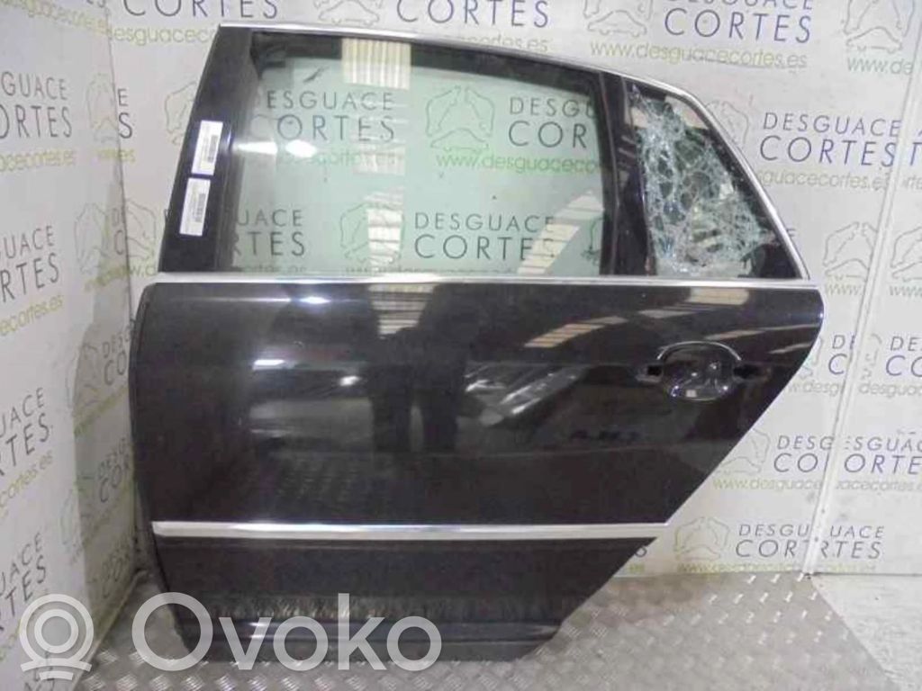 Puerta trasera   3D4833055S