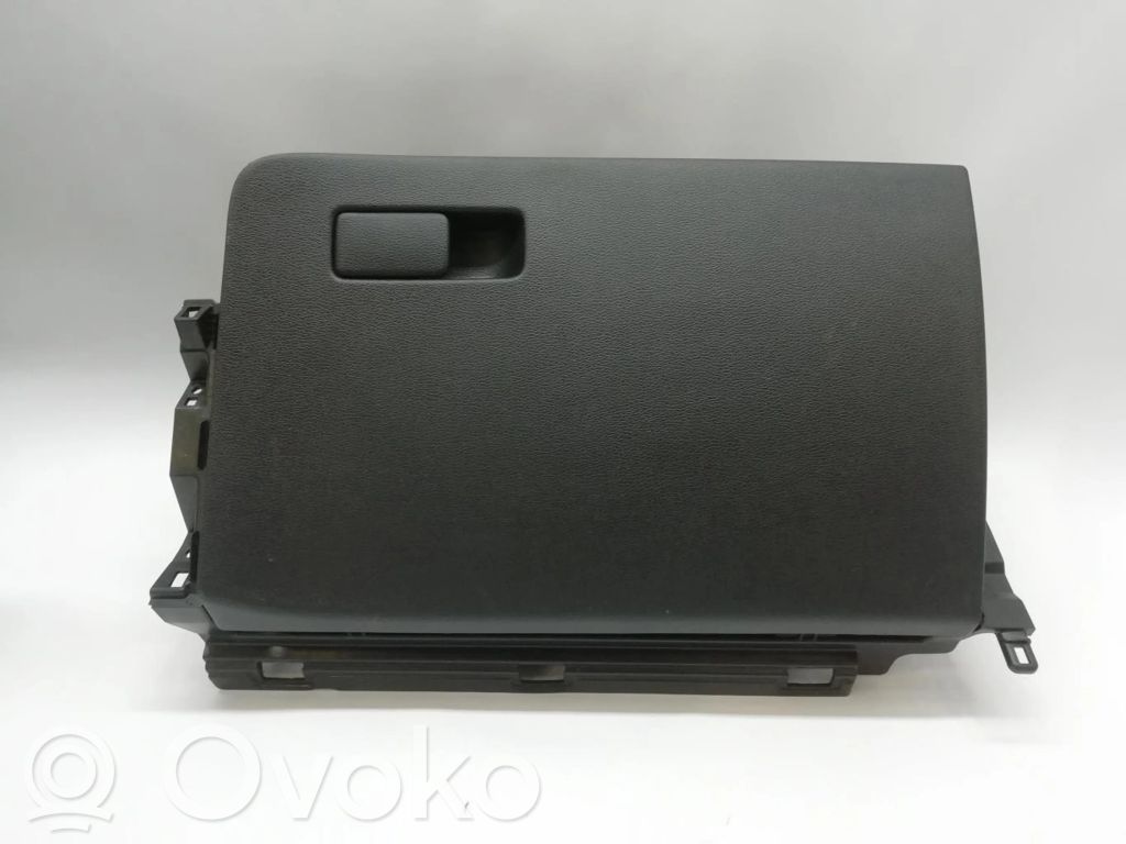 Guantera   84510J7000