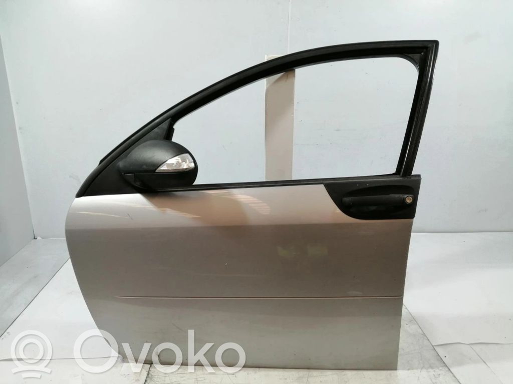 Smart ForFour I Front door 