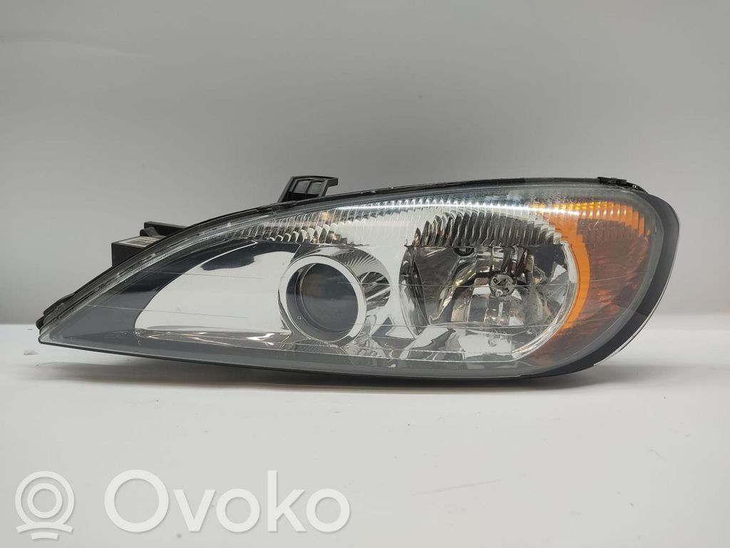 Nissan Primera Lampa przednia 