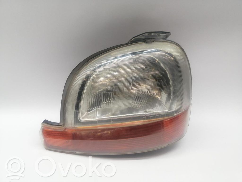 Phare frontale   260602509R
