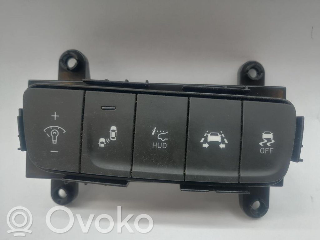 Hyundai Kona I Przyciski multifunkcyjne 