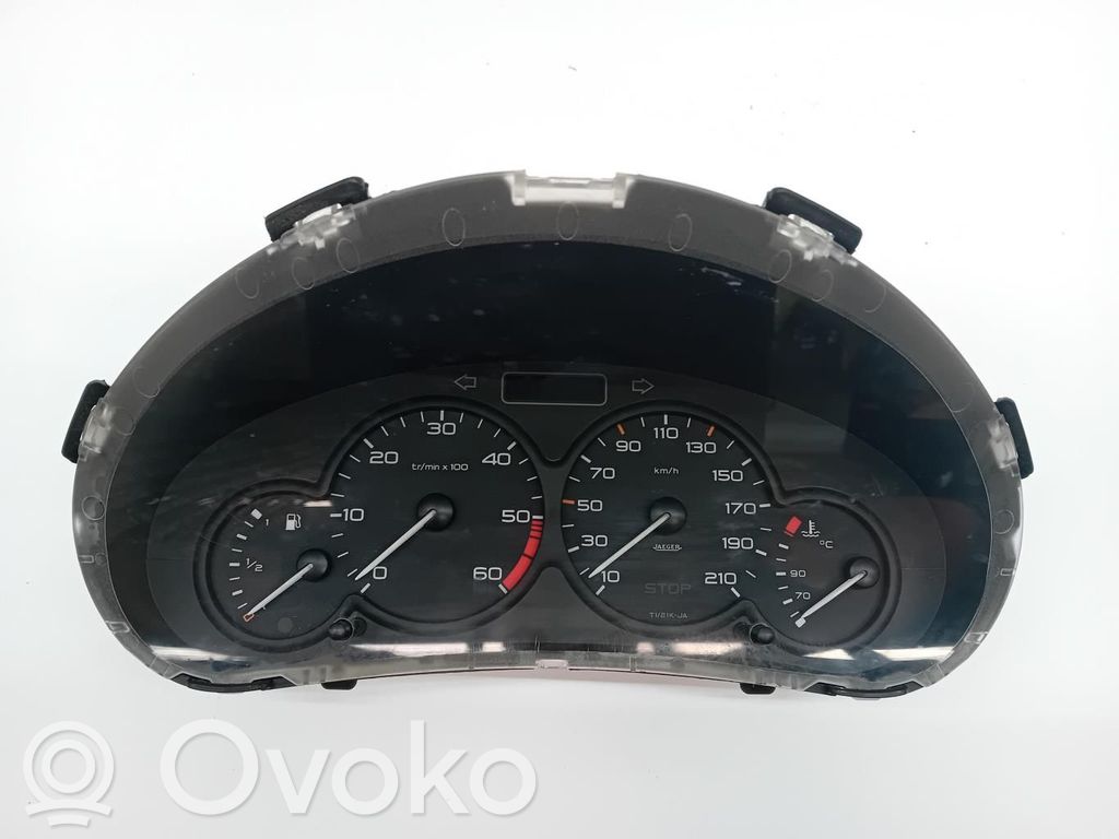 Peugeot 206+ Altre parti del cruscotto 