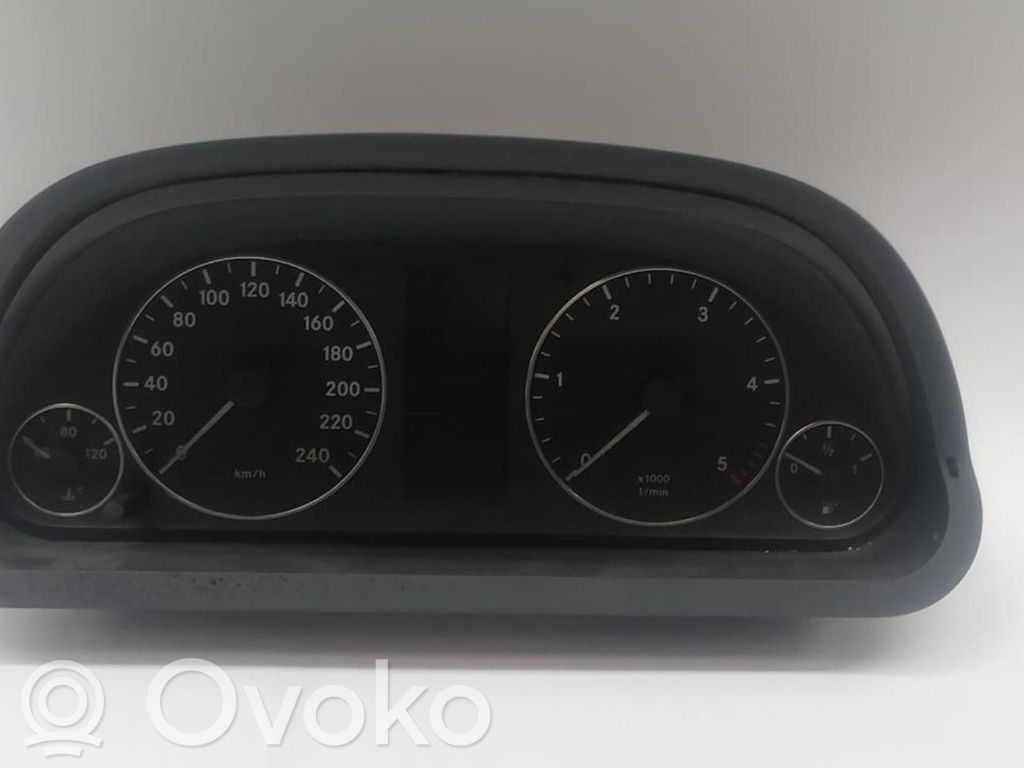 Mercedes-Benz A W169 Autres pièces du tableau de bord 