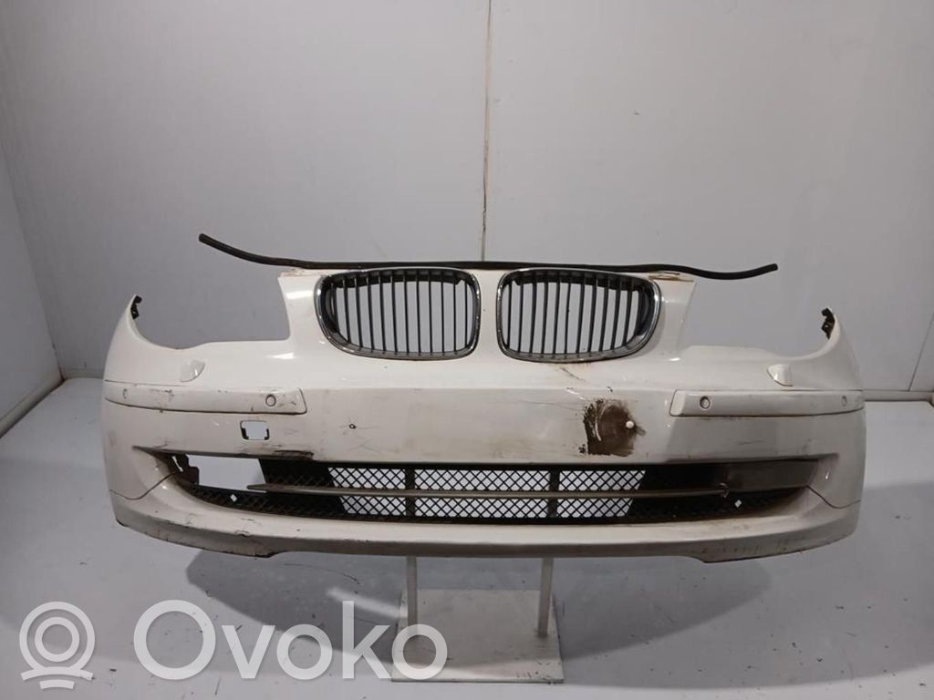 BMW 1 E81 E87 Передний бампер 