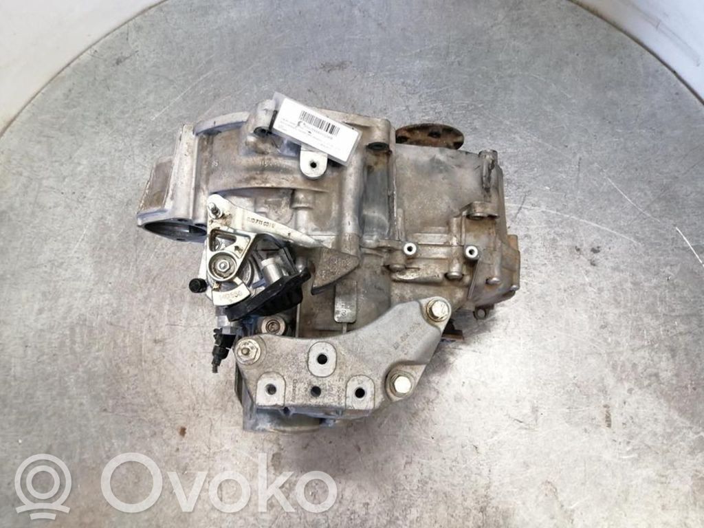 Volkswagen Tiguan Scatola del cambio manuale a 5 velocità 