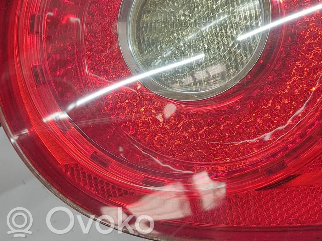 Volkswagen Golf V Luci posteriori