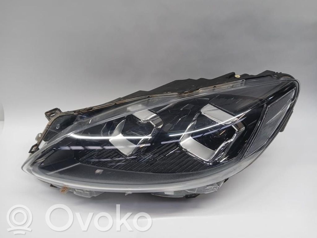 Ford Kuga II Lampa przednia 
