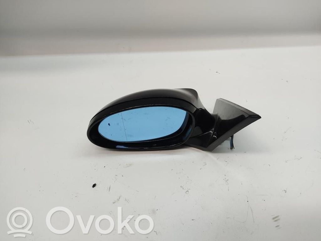 Front door electric wing mirror