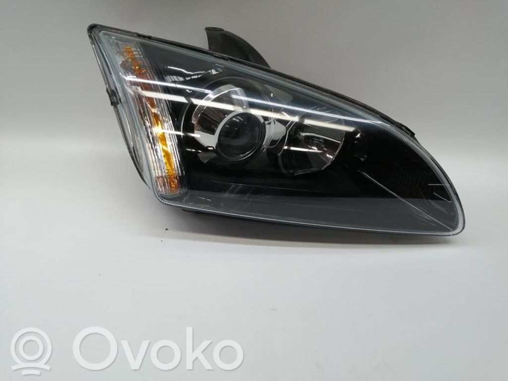 Ford Focus Headlight/headlamp 