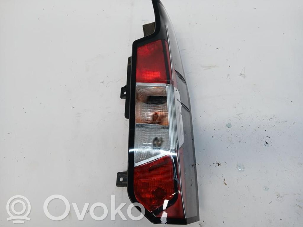 Ford Transit Luz trasera/de freno 