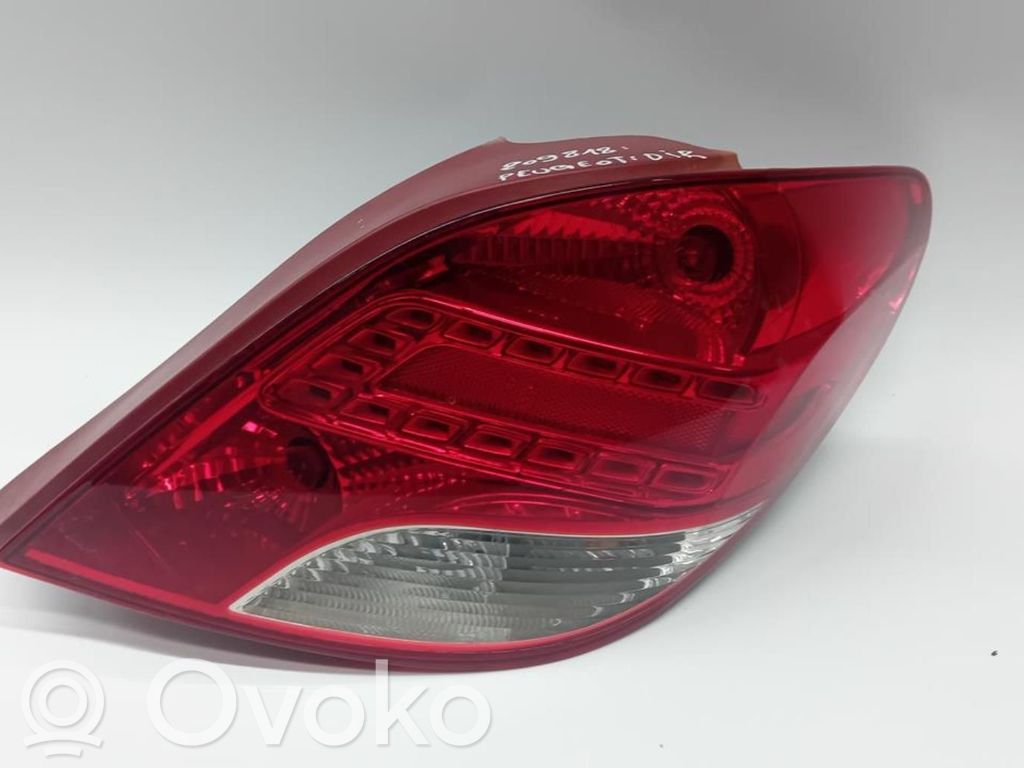 Peugeot 207 Lampa tylna 