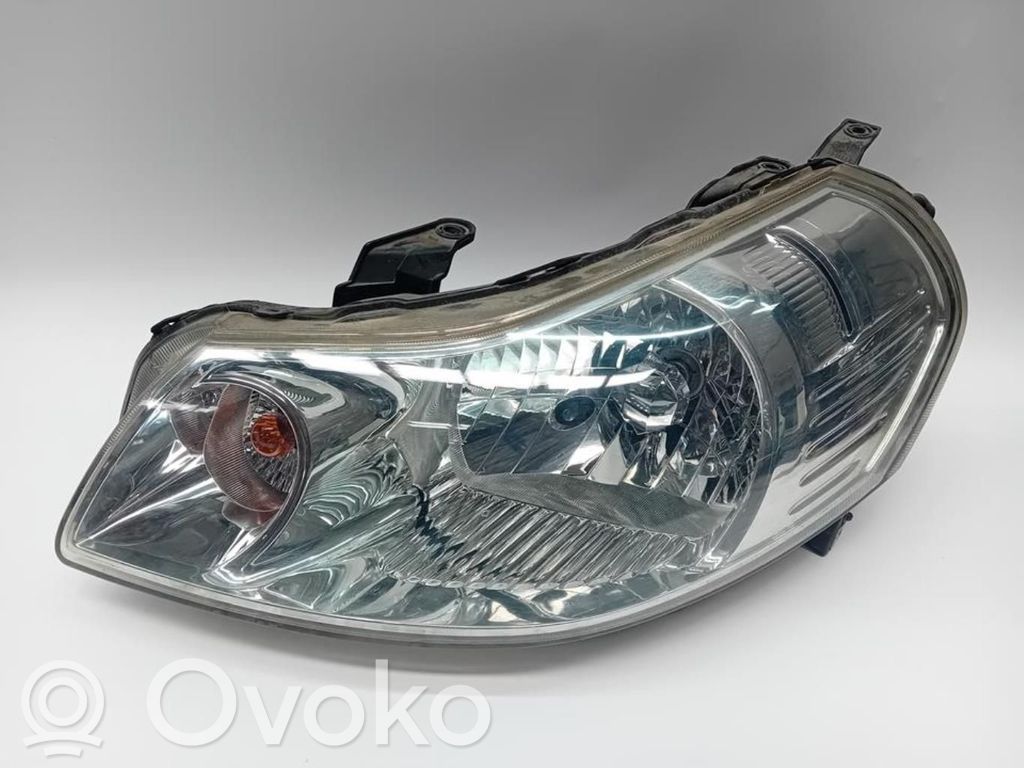 Suzuki SX4 Scheinwerfer 