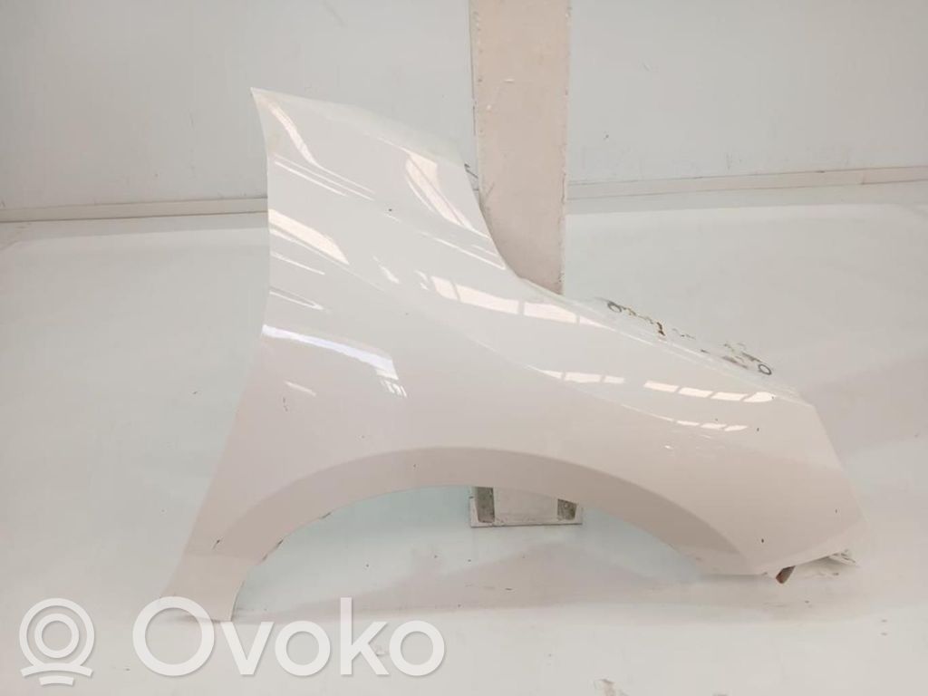 Opel Corsa E Aleta delantera 