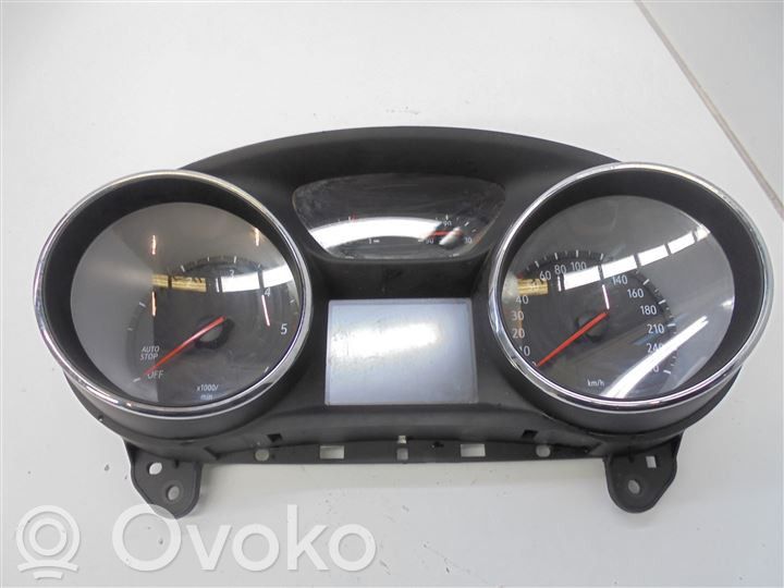 Opel Astra K Geschwindigkeitsmesser Cockpit 