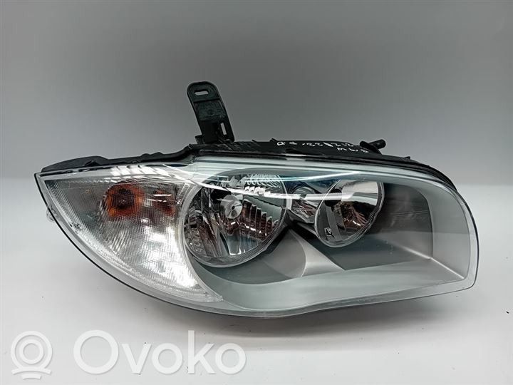BMW 1 E81 E87 Lampa przednia 