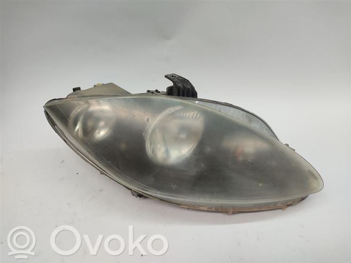 Seat Altea Lampa przednia 