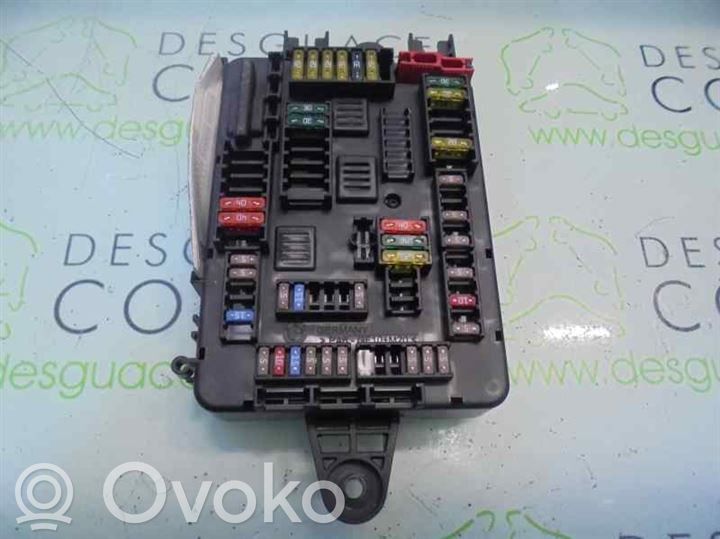 BMW 1 F20 F21 Sicherungskasten Relaiskasten