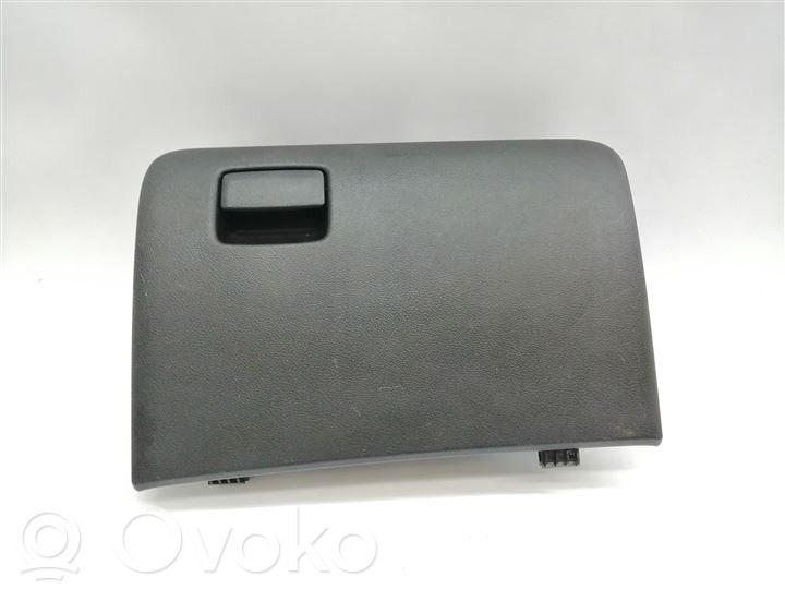 Suzuki Vitara (LY) Boite à gants 