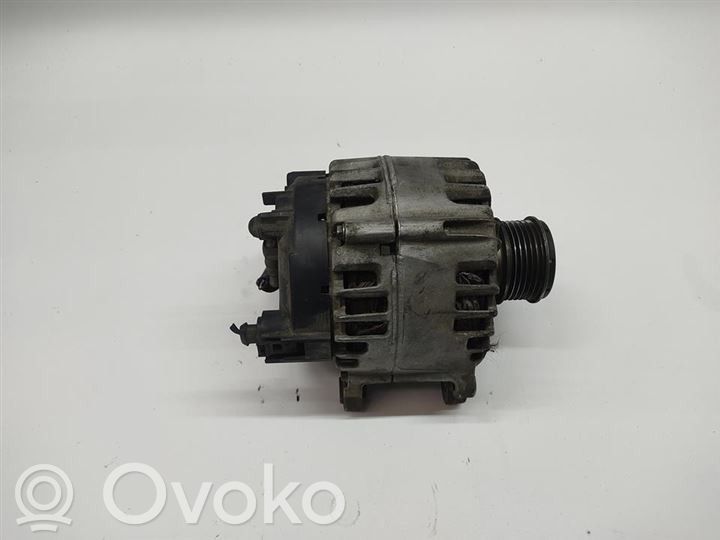 Volkswagen PASSAT B6 Alternador 