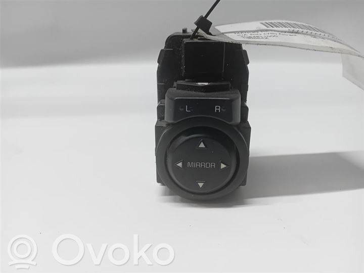 KIA Rio Przycisk regulacji lusterek bocznych 