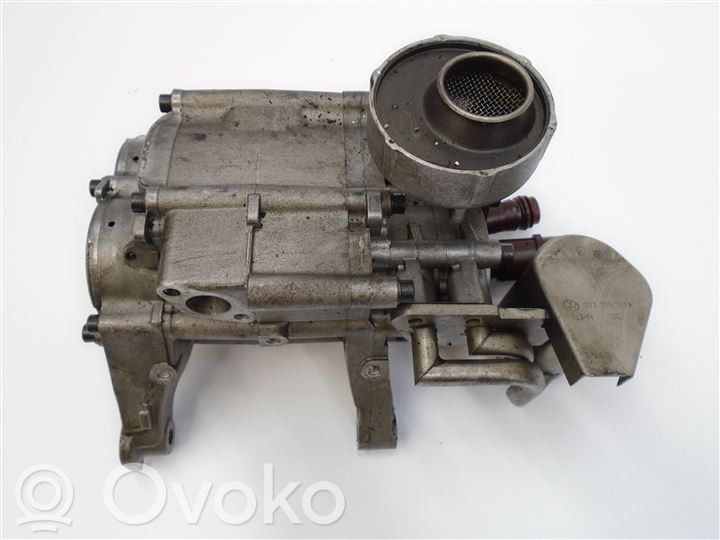 Volkswagen Touareg I Pompe à huile 