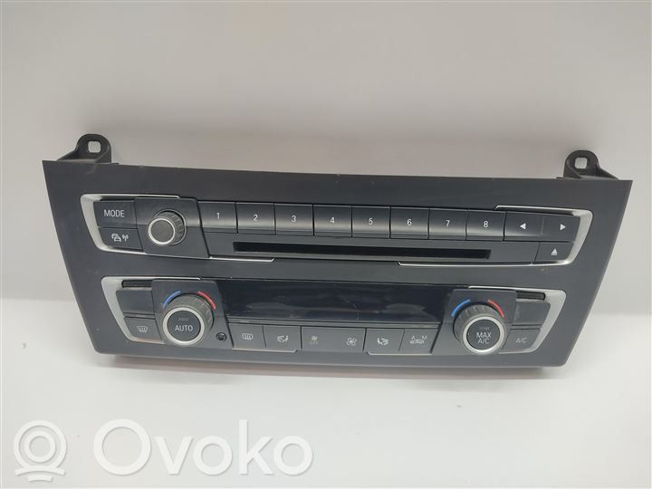 Console centrale, commande chauffage/clim   64119287340