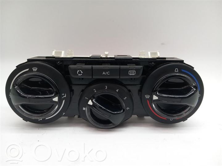 Peugeot 208 I Console centrale, commande chauffage/clim