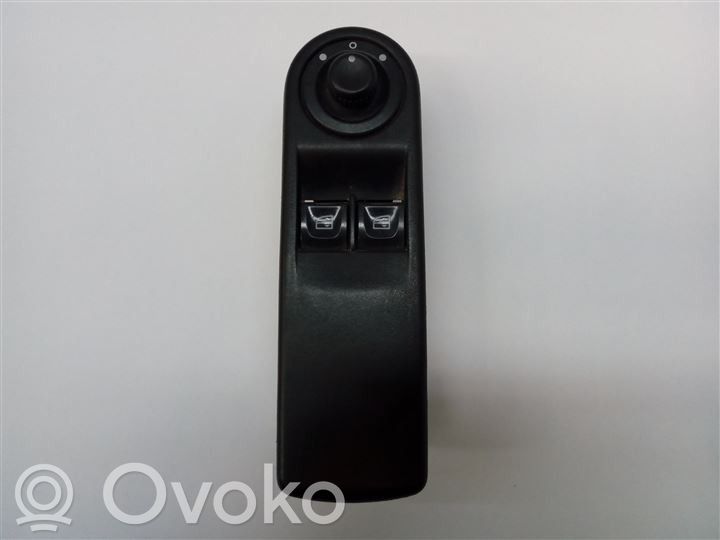 Przyciski szyb   254118044R,10023897
