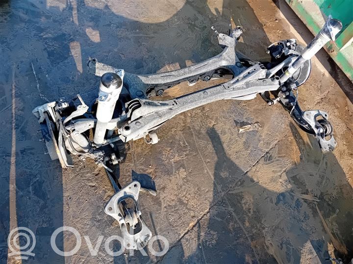 Lexus UX Trave dell'asse posteriore 