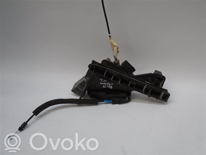 Ford Mondeo MK V Serratura portiera posteriore 