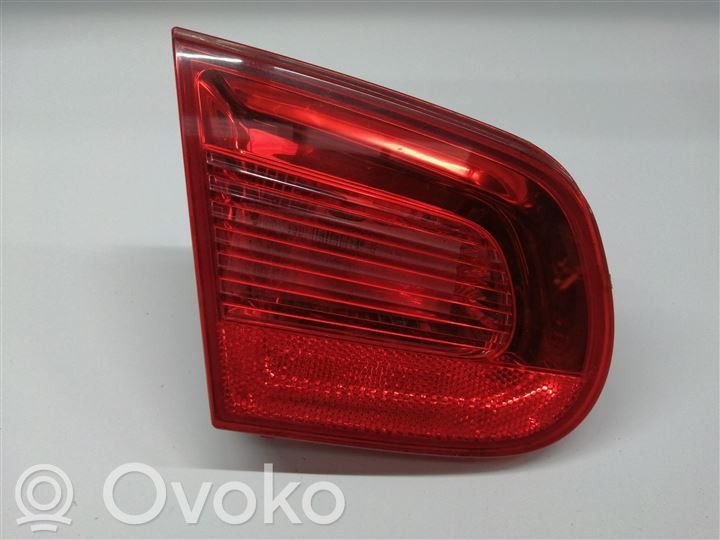 Volkswagen Eos Lampă spate în capacul portbagajului 