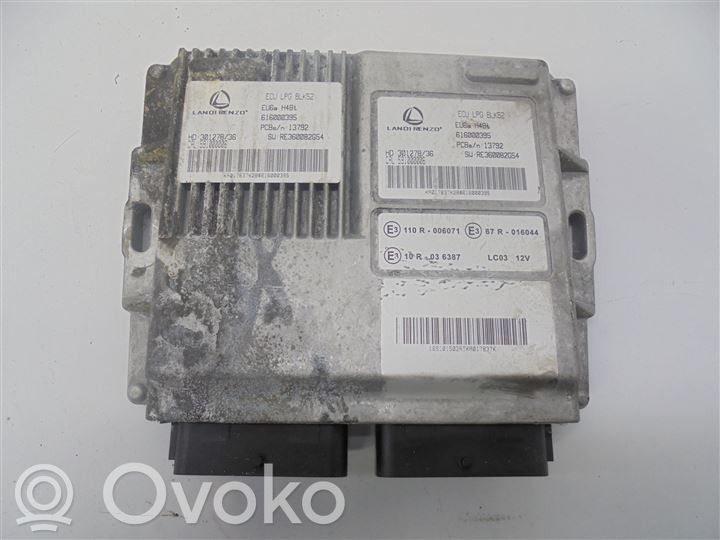 Dacia Sandero Moottorin ohjainlaite/moduuli (käytetyt) 